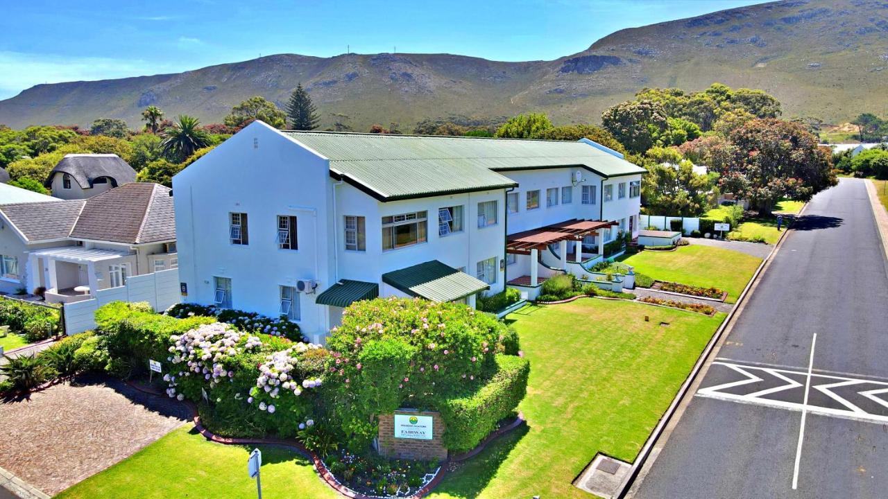 Fairway Holiday Accommodation Hermanus Bagian luar foto
